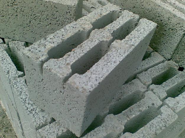 Шлакоблок, керамзитоблоки